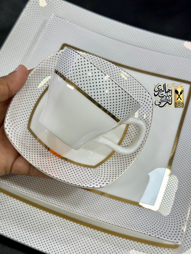 طقم سفرة 62 قطعة مربع DEEB